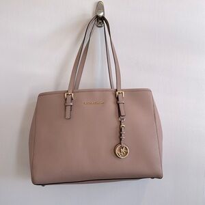 MK Dusty Pink Shoulder Bag 💼